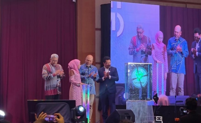 Image from: MPOB lancar platform GeoSAWIT bantu pemetaan data lokasi dan tanaman sawit Malaysia lebih tepat