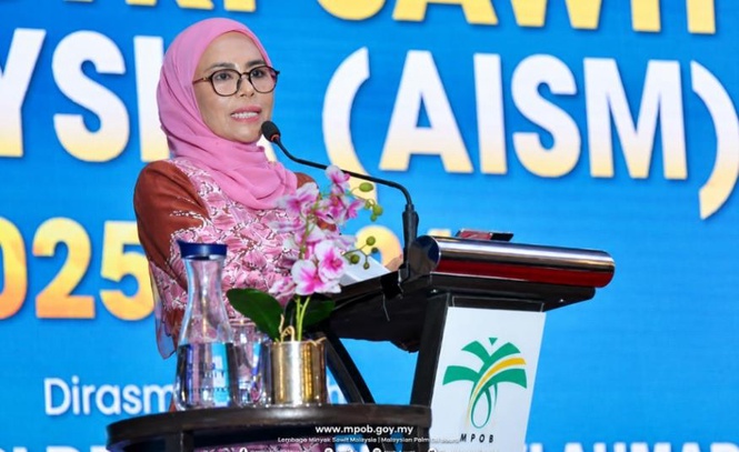 Image from: Platform GeoSAWIT bantu pemetaan data lokasi dan tanaman sawit Malaysia lebih tepat - Noraini Ahmad