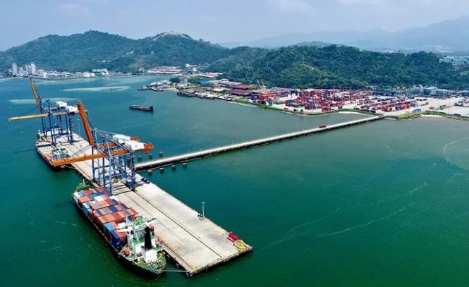 Image from: Sabah lulus operasi 24 jam Pelabuhan Kontena Teluk Sepanggar tangani isu kesesakan logistik