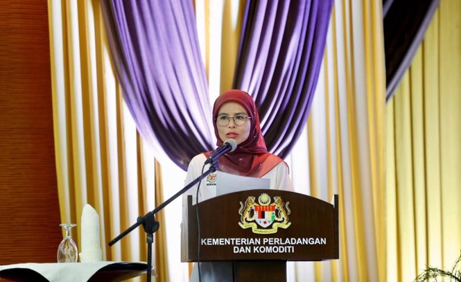 Image from: KPK bawa cadangan pengecualian cukai eksport minyak sawit mentah kepada Kementerian Kewangan - Noraini