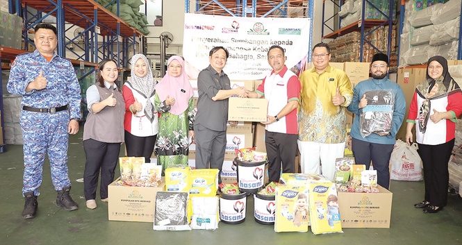 Aid pours in for Sandakan fire victims