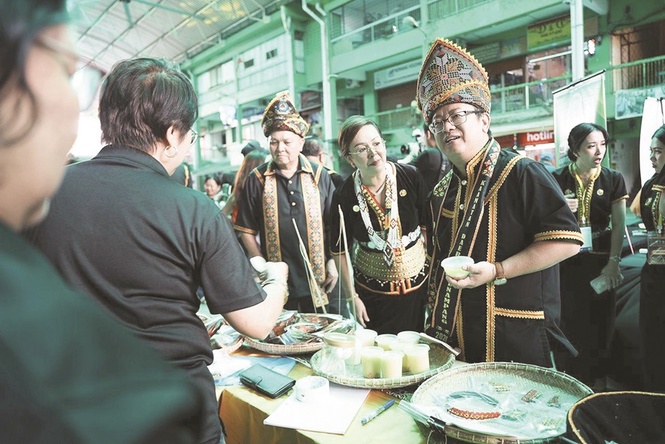Penampang terima limpahan faedah pembangunan: Ewon