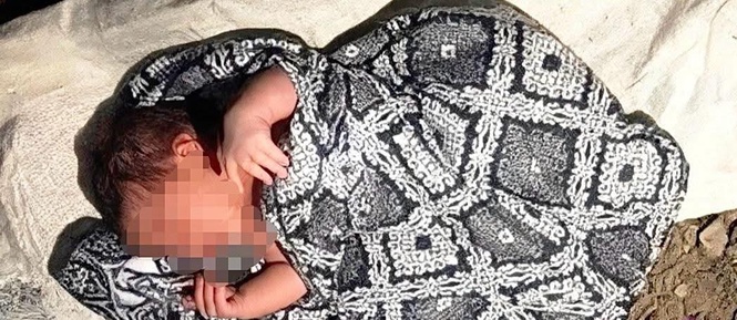 Newborn baby girl found in Semporna plantation