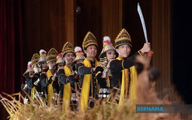 Pertindihan perayaan: Majikan swasta perlu patuhi ketetapan