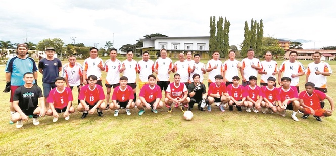 Single men’s team crush married men