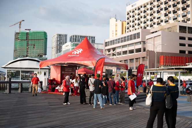 Hotlink Brings Free Meals and Fun to Kota Kinabalu with “Belanja Makan” Campaign
