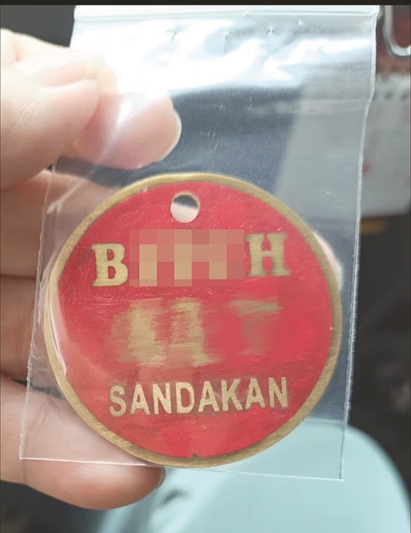 Call for review of terminology on Sandakan dog registration tags