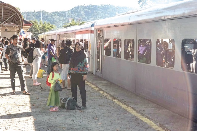 Cashless rail plan ignores villagers without digital access, says activist