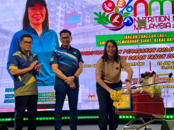 Minister calls for healthy eating habits from an early age