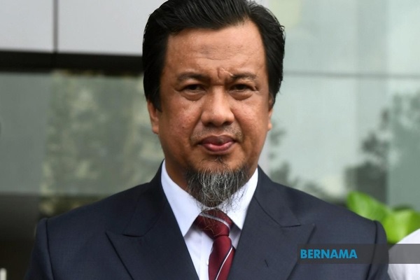 Clarify whether road tax move affects Sabah, Sarawak