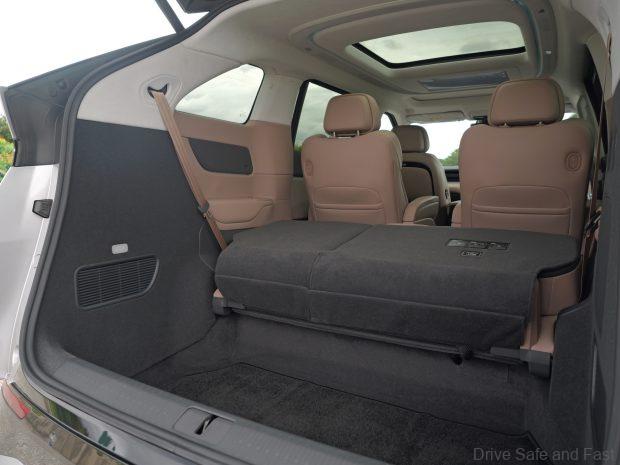 Image from: XPENG ‘MEGA X9 REWARDS’ Launched: Flagship EV MPV Gets RM45K Savings Package