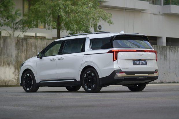 Image from: Kia Carnival 7-Seater Review Now That Budi Diesel Has Arrived