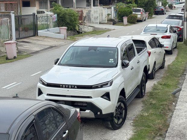 Image from: Why Malaysians Keep Buying Pickup Trucks For Urban And Rough Use