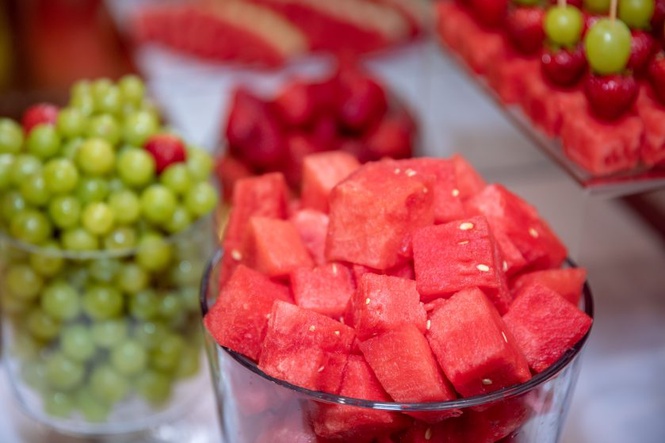 10 Grocery Store “Conveniences” That Cost More Than You Think