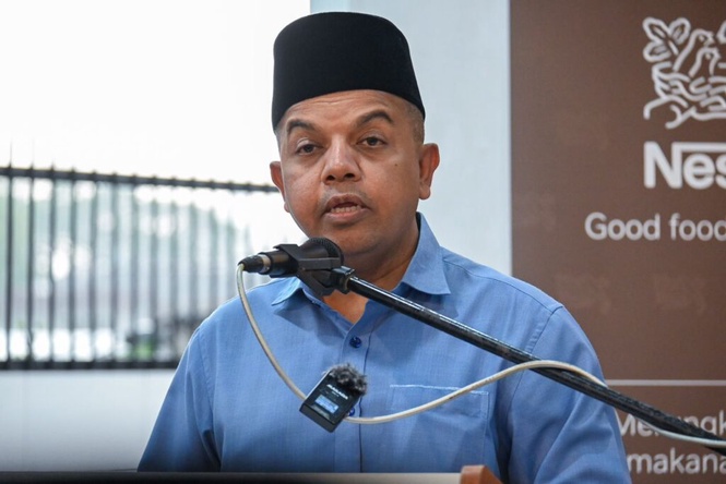Image from: Ayob Khan dilantik Pengerusi Lembaga Pengarah UTeM