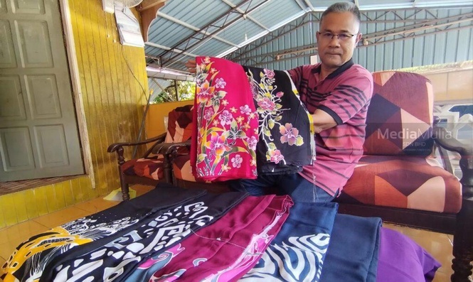 Image from: Nordin ‘benteng’ terakhir batik lukis tradisional