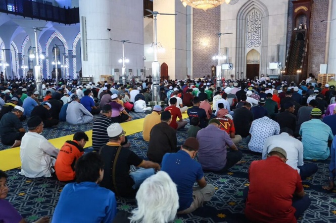 Image from: Ramai kongsi pengalaman, majikan Cina lagi kisah pasal waktu solat