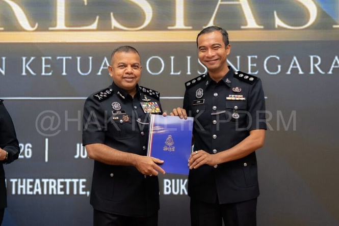 Image from: Menjelang persaraan, Ayob Khan seru warga PDRM perkukuh integriti, profesionalisme