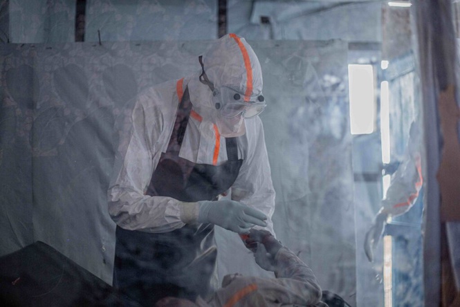 Image from: Ebola sukar dikawal, korban melonjak lebih 2,500