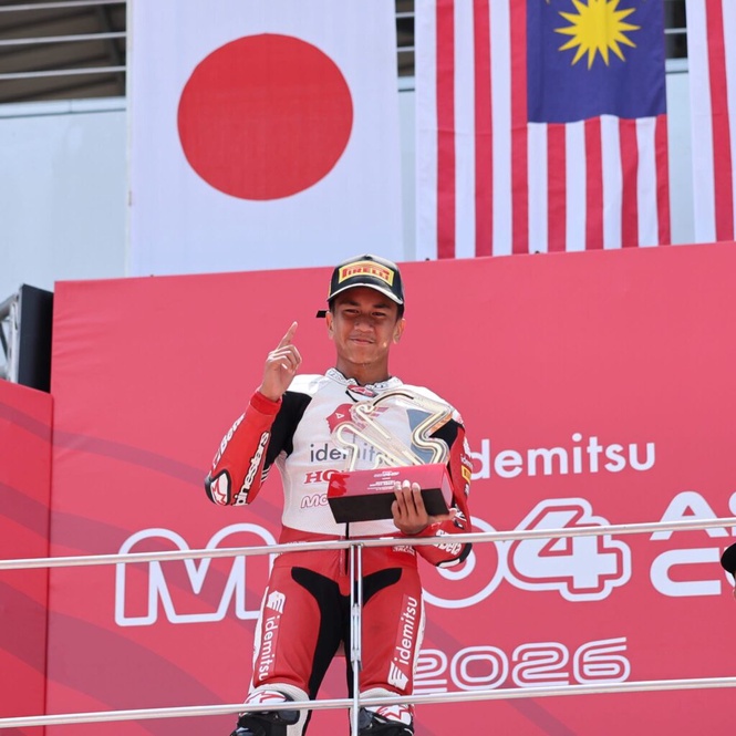 Image from: Qayyim cipta kejutan Moto4 Asia di Sepang