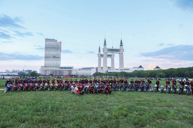 Image from: Peserta RXZ Members 8.0 ‘dipukau’ keindahan Terengganu