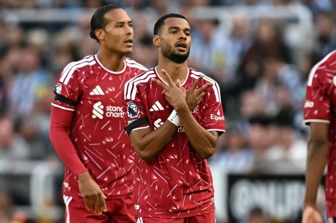 Image from: Liverpool tutup jalan Gakpo keluar
