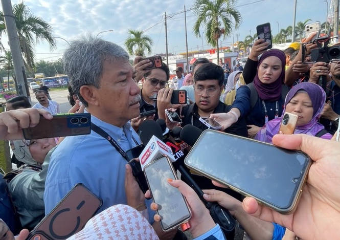 Image from: Di sebalik sibuk PRN, Tok Mat tetap kembali urus Wisma Putra