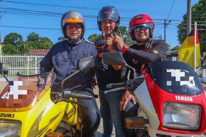 Image from: Tiga sahabat sempat mengundi sebelum ‘pecut’ ke RXZ Members 8.0