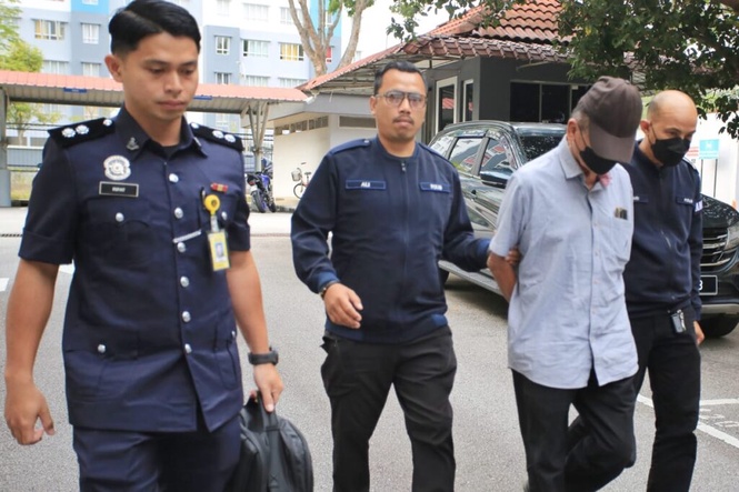 Image from: Penyelia tapak didakwa pindah wang haram RM1.9 juta