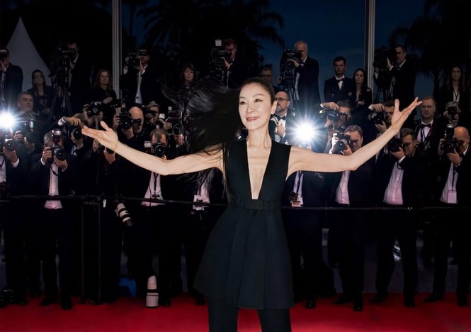 Image from: Michelle Yeoh dinobat Tokoh Perfileman Asia 2026