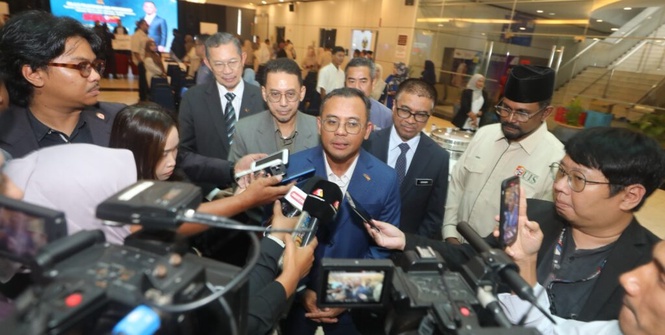 Image from: PH, BN bertemu teliti hala tuju PRN Melaka