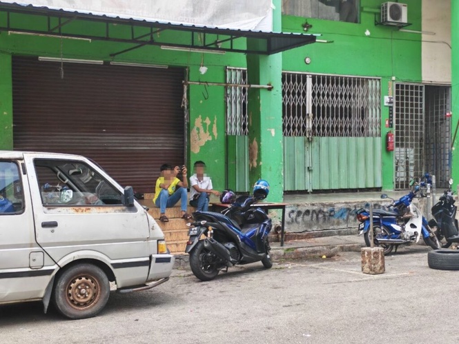 Image from: Semua tutup seminggu sebelum operasi