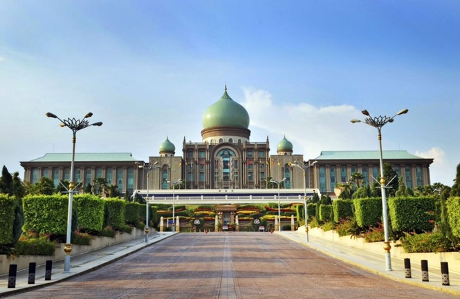 Image from: 2,357 anggota polis kawal Hari Kebangsaan, 80,000 dijangka hadir