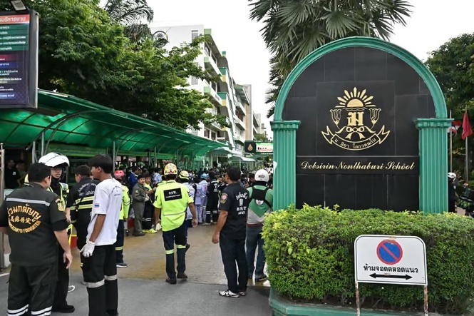 Image from: 4 maut, 15 cedera dalam tembakan sekolah di Thailand