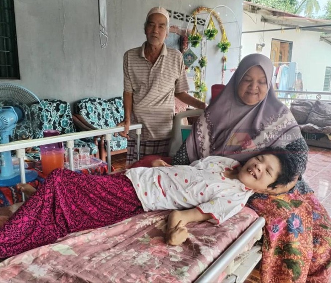 Image from: ‘Kami jaga Rosnani seperti seorang bayi’