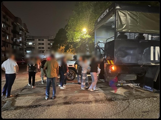 Image from: Rumah jadi lokasi aktiviti tidak bermoral, servis serendah RM70