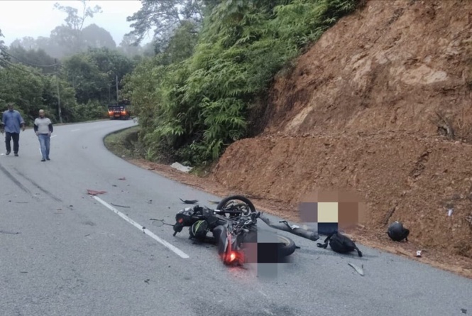 Image from: Pemandu bas UUM maut nahas motosikal, lori