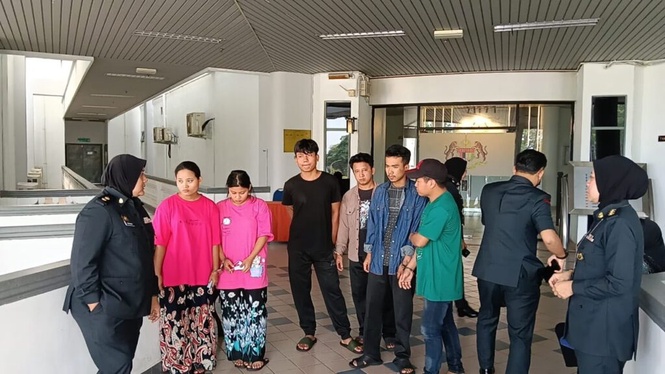 Image from: Tujuh individu didakwa seleweng 9,000 kg minyak masak peket