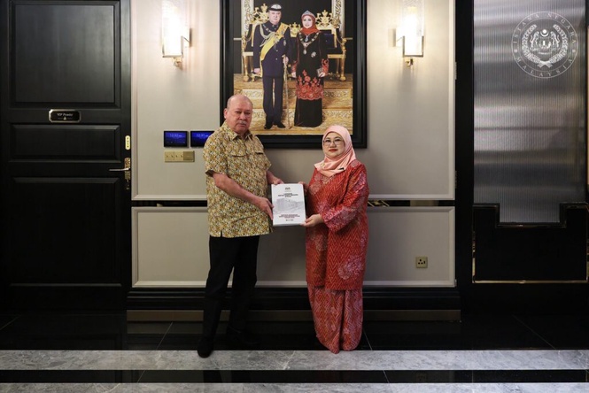 Image from: Agong berkenan teliti laporan Ketua Audit Negara