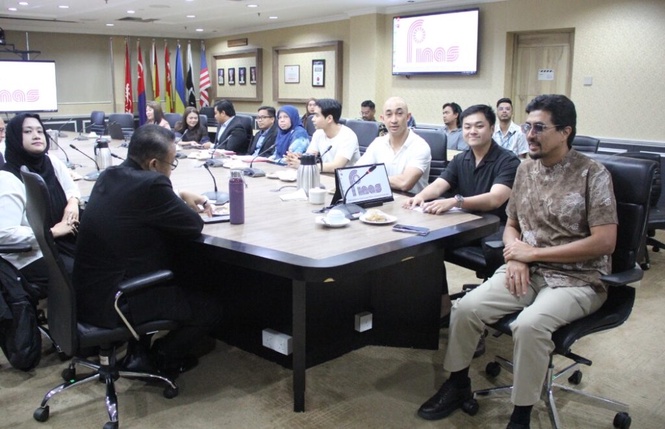 Image from: 12 episod Madu Atau Racun disunting semula, dinilai panel – Finas