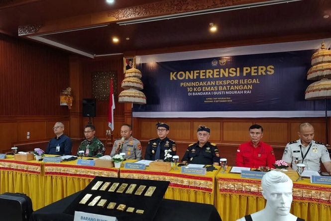 Image from: Cubaan seludup 14 jongkong emas bernilai RM6 juta digagalkan