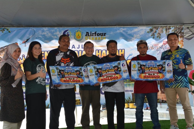 Image from: Tuah haruan 0.925 gram bawa pulang RM4,000
