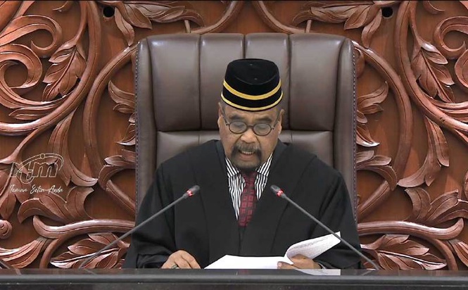 Image from: Parlimen rakam takziah buat Tun M