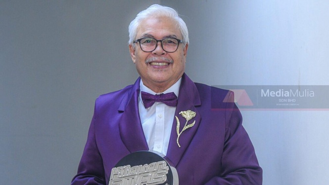 Image from: ‘Usia begini, jangan malukan diri sendiri, nak kejar apa lagi?