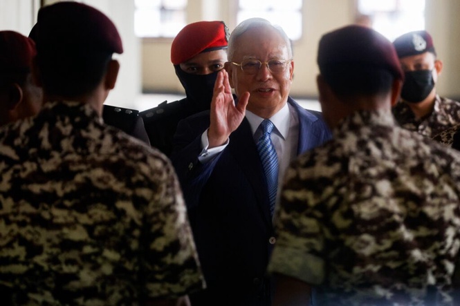 Image from: Najib akan habiskan baki hukuman penjara bersama keluarga di Langgak Duta