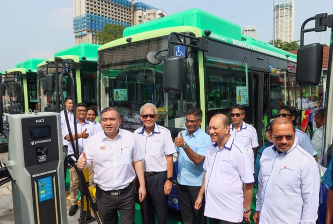 Image from: Rakyat P. Pinang nikmati bas elektrik Rapid Penang hari ini