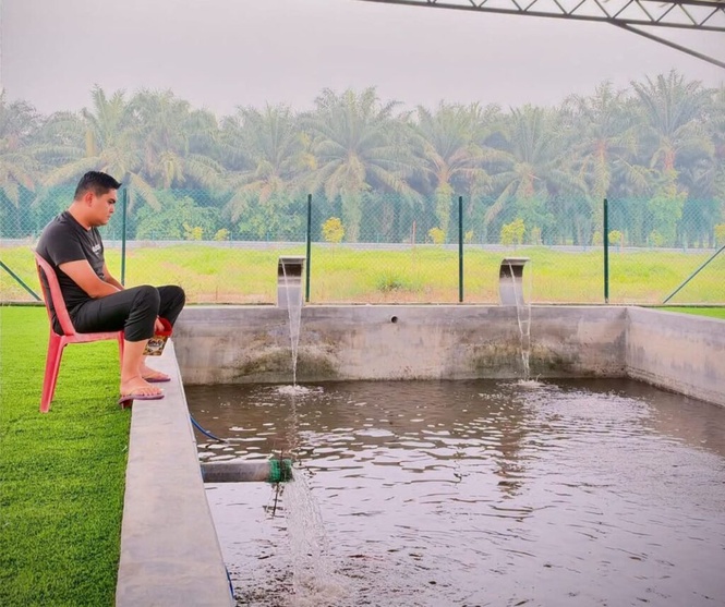 Image from: Akmal Saleh bida motosikal, ikan tilapia demi bayar ganti rugi RM300,000