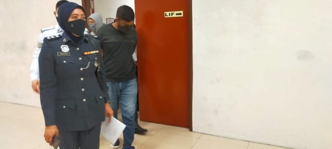 Image from: Terlepas tali gantung, pemandu lawan arus dipenjara 9 tahun