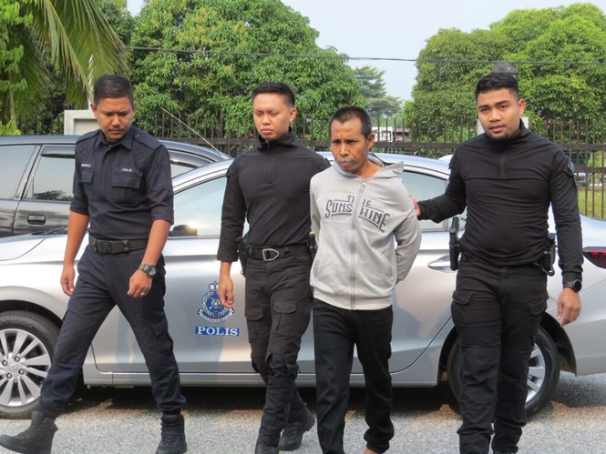 Image from: Lelaki Indonesia simpan peluru, senapang buatan sendiri dijel lapan bulan