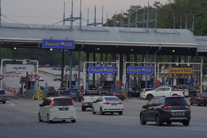 Image from: Pencerobohan tol: Konsesi rugi lebih RM20,000 setahun